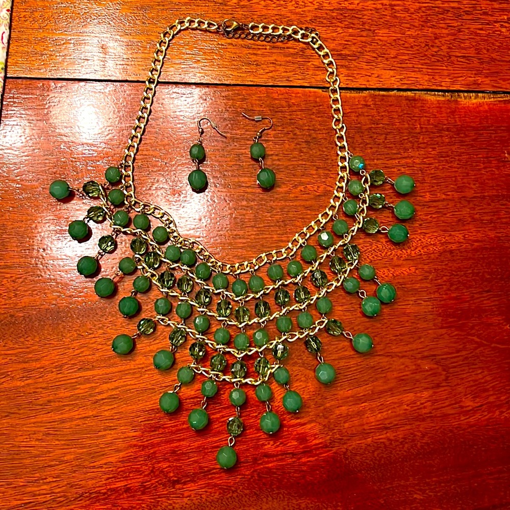 Beaded Green and Gold Glass Necklace